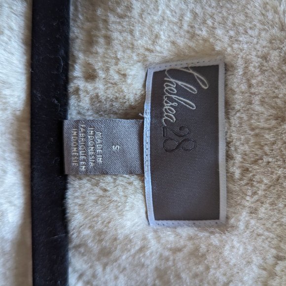 Faux fur and Suede Vest - Picture 2 of 2